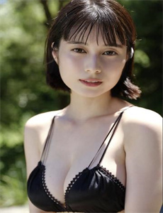 人间小蜜桃